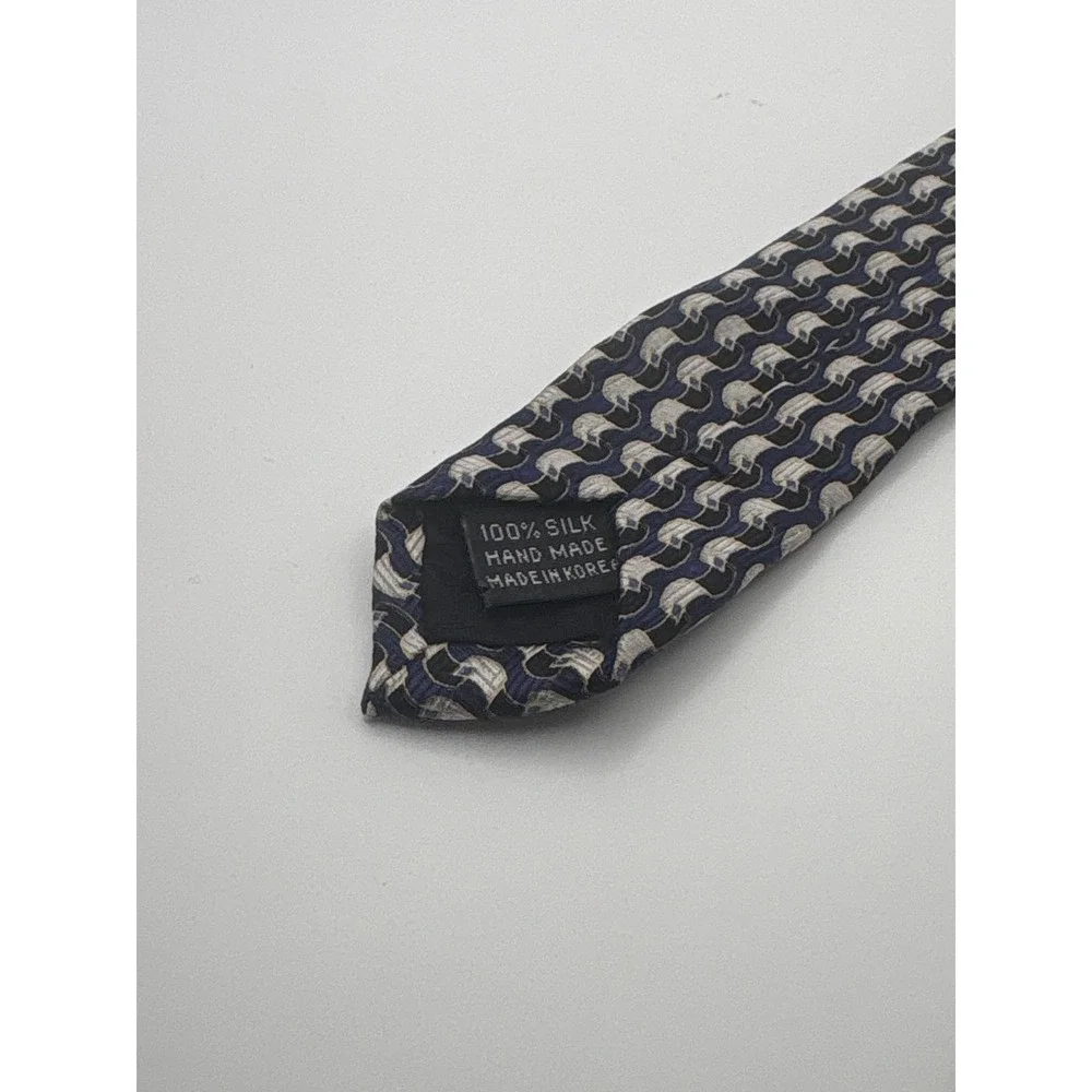 Di Capri Mens Silk Tie Navy Blue Silver Geometric Wavy Pattern Hand Made 4 Inch